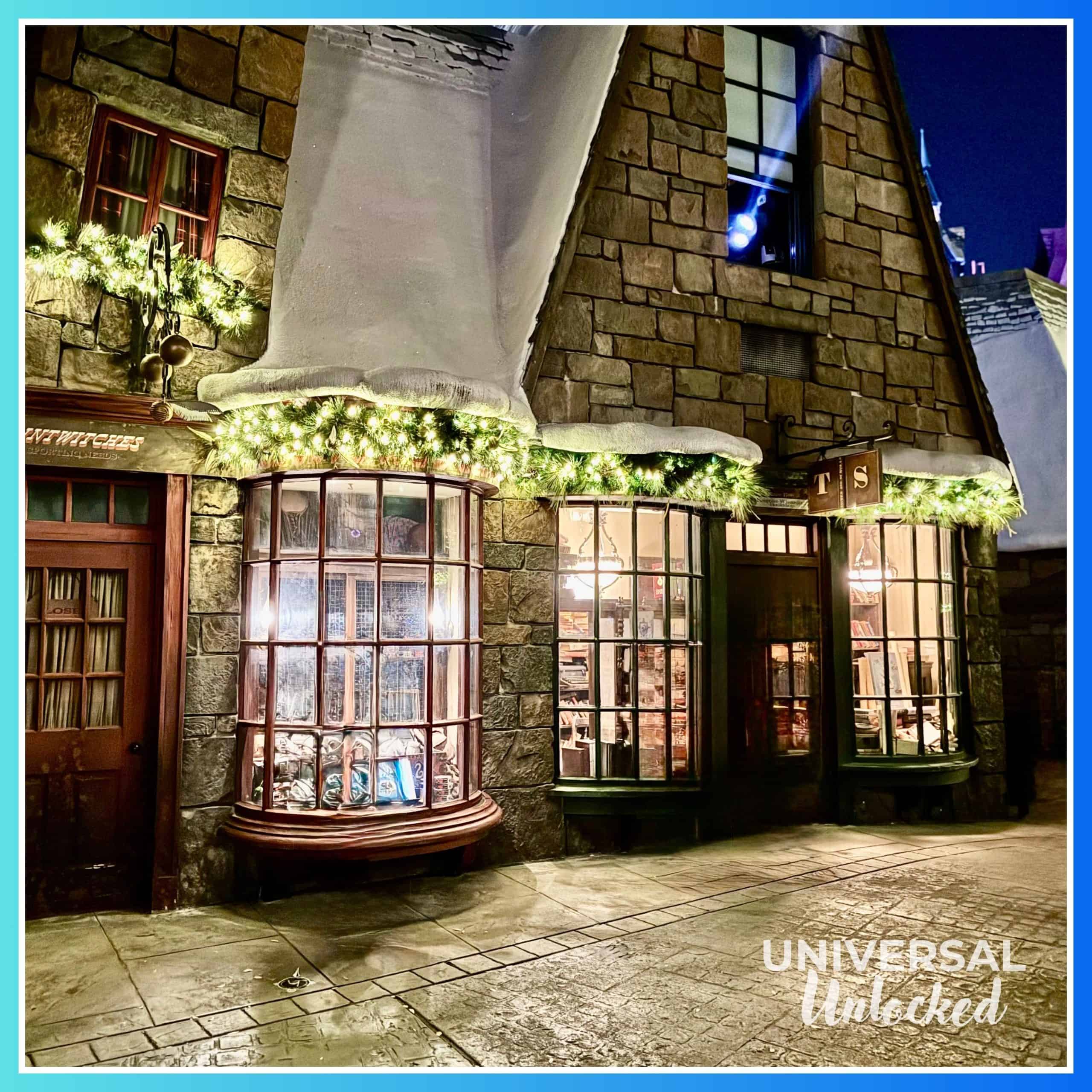 Christmas in The Wizarding World of Harry Potter™ – Hogsmeade™ in Islands of Adventure
