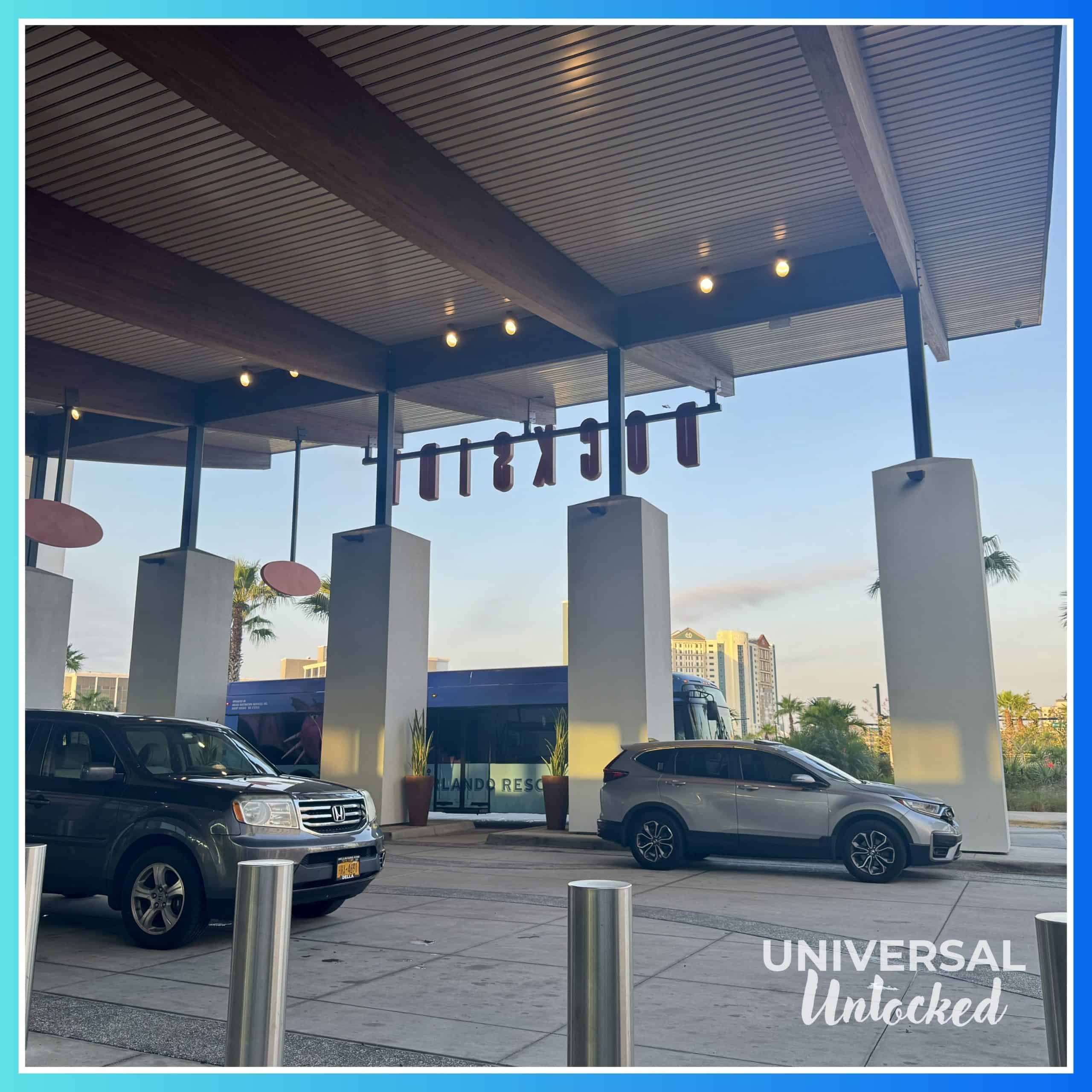 Entrance to Dockside Inn and Suites