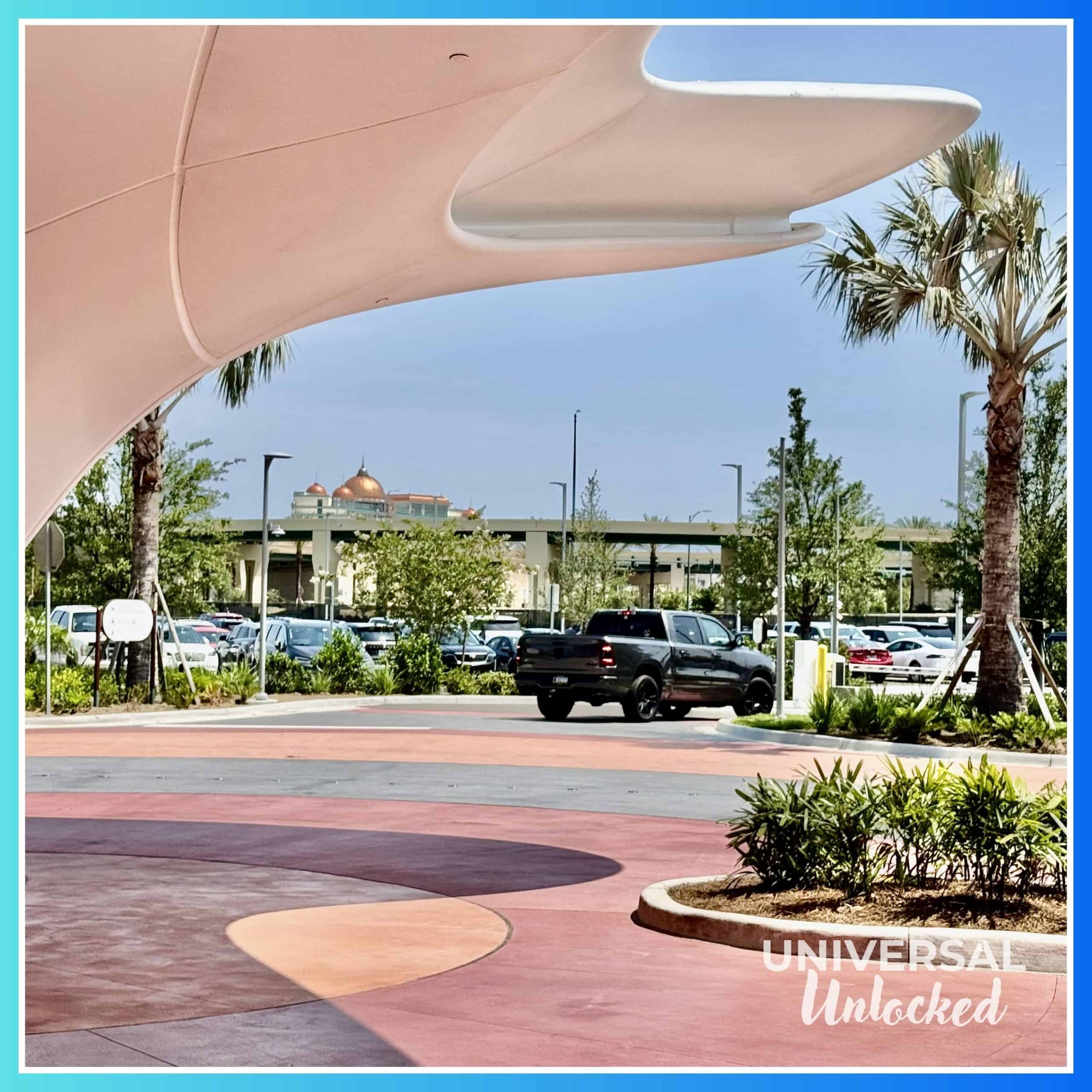 Entrance and parking lot of Terra Luna Resort
